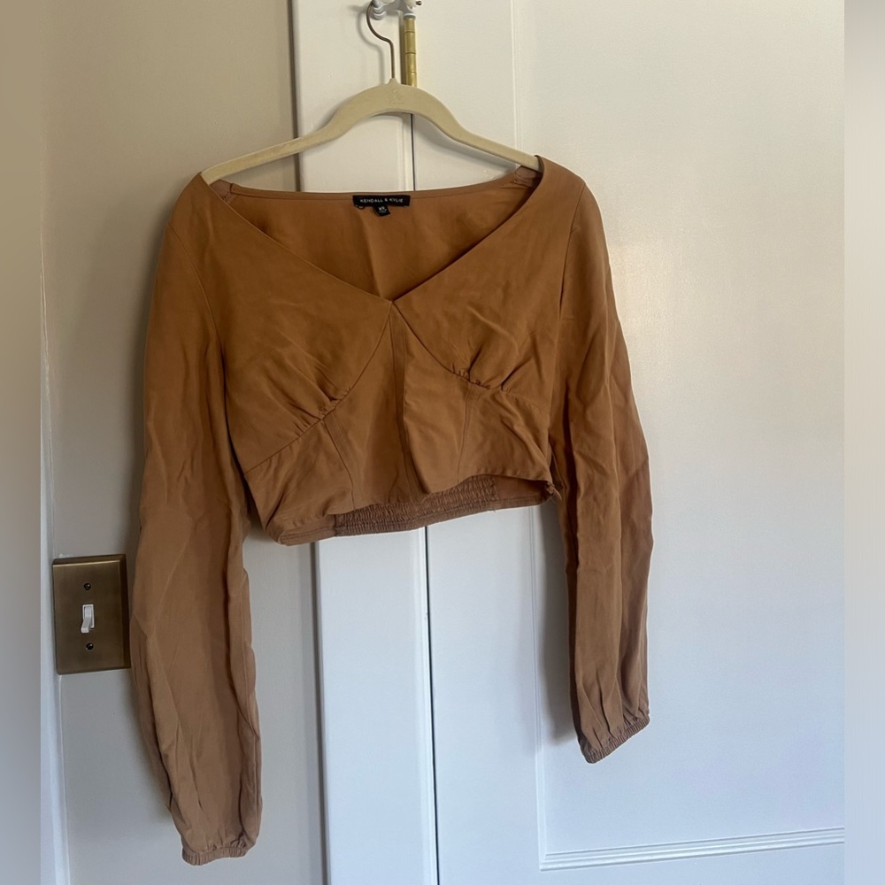 Cropped Kendall & Kylie camel top